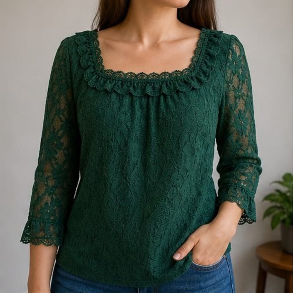 Emerald Ruffle Blouse - Picture 2 of 6